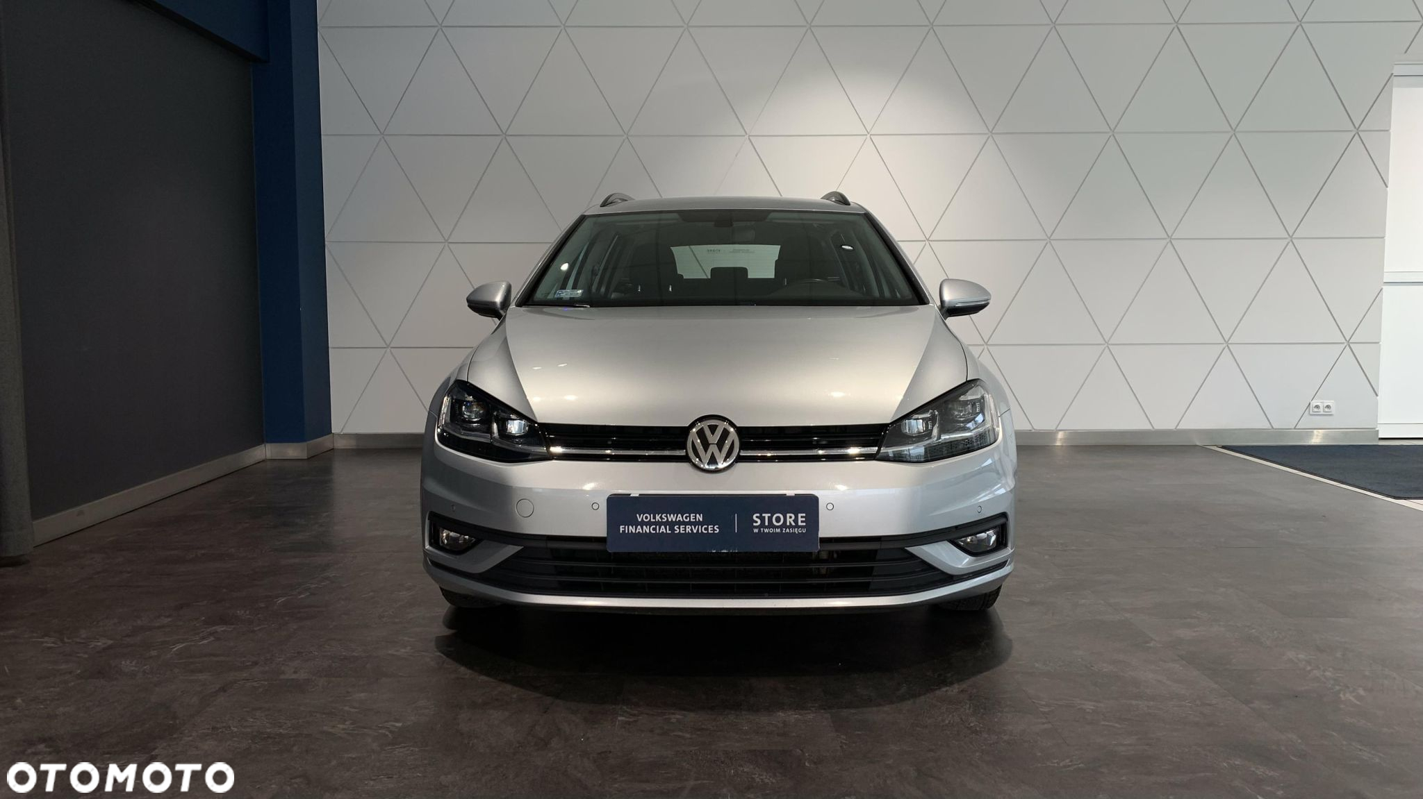 Volkswagen Golf VII 1.6 TDI BMT Trendline - 8