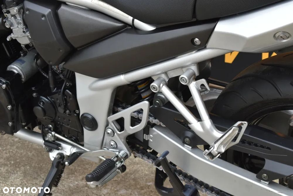 Suzuki Bandit - 18