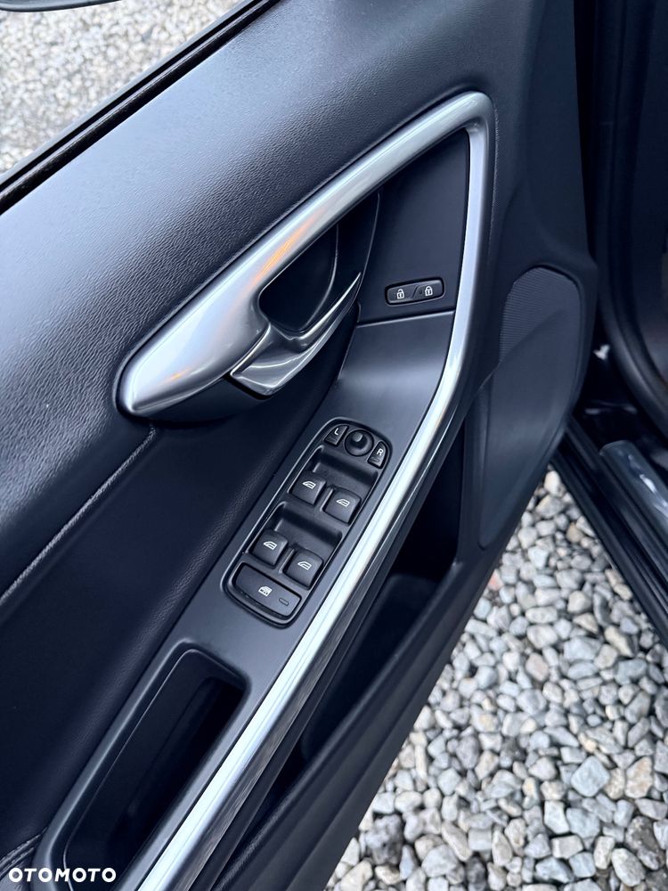 Volvo V60 D2 Kinetic - 15