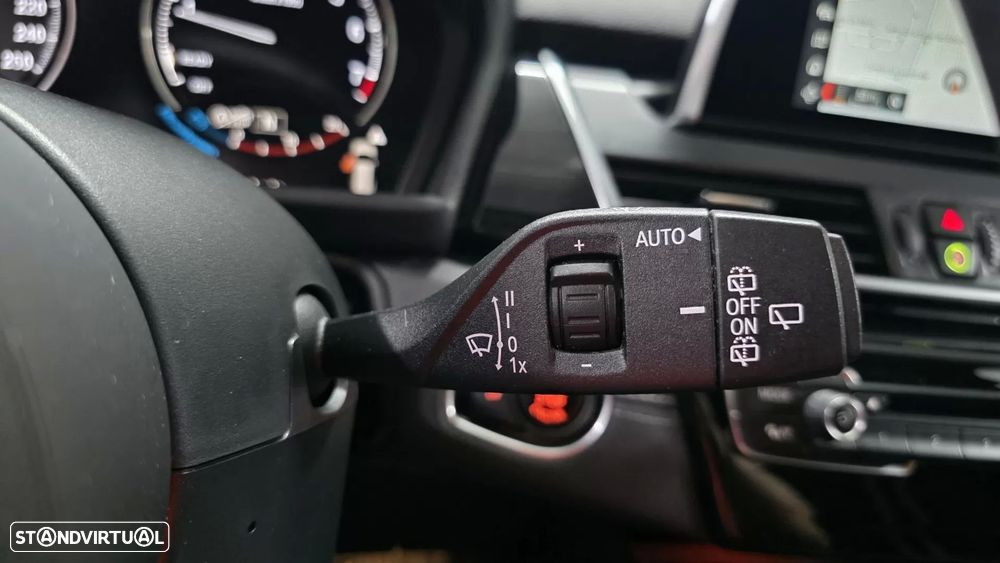 BMW 218 Gran Tourer i 7L Line Sport — fotografia 21