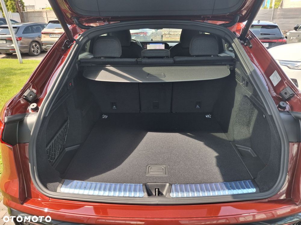 Audi Q5 Sportback - 6