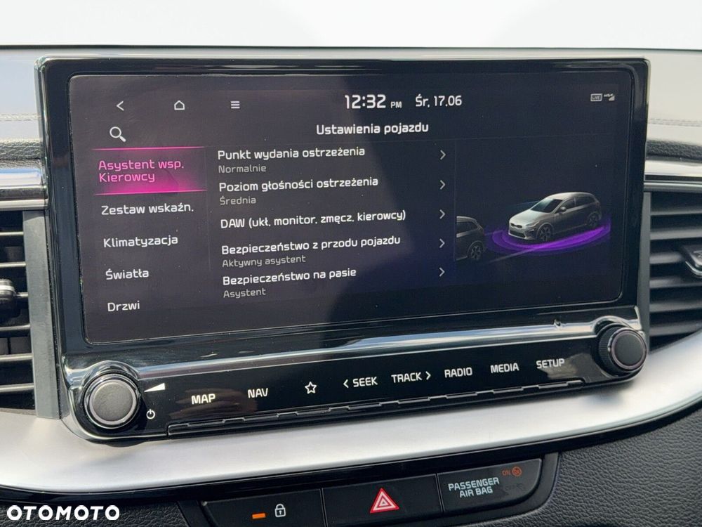 Kia Ceed - 29