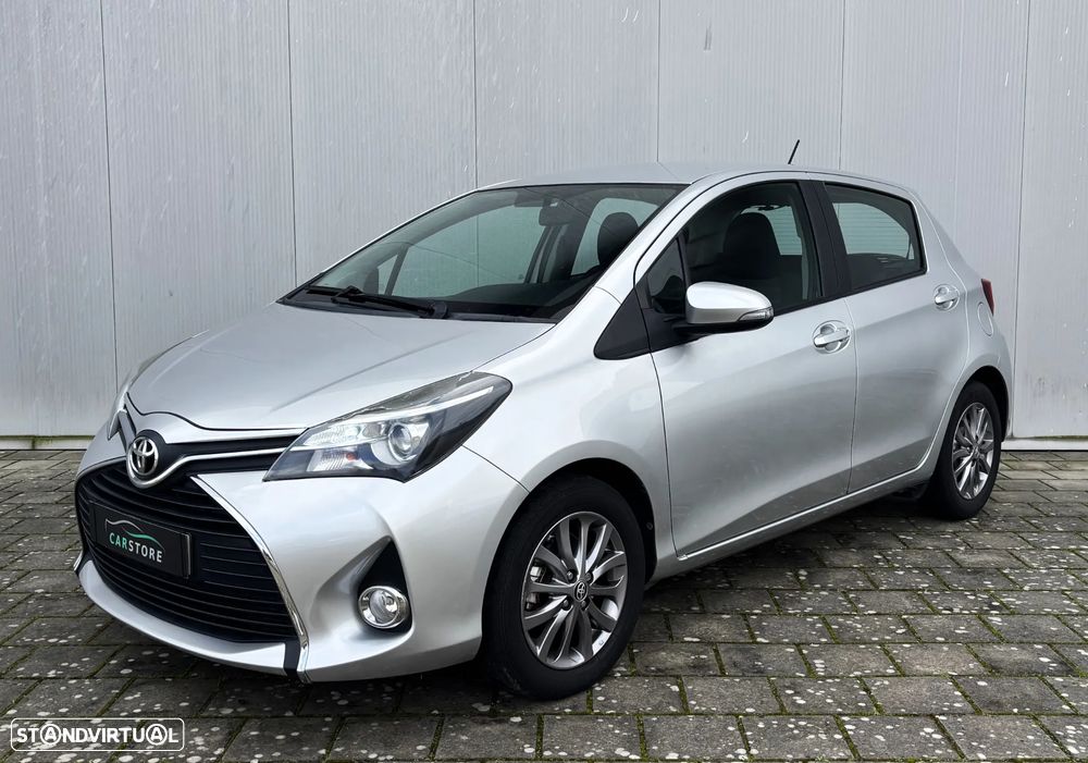 Toyota Yaris 1.4 D-4D Comfort+P.Style - 1
