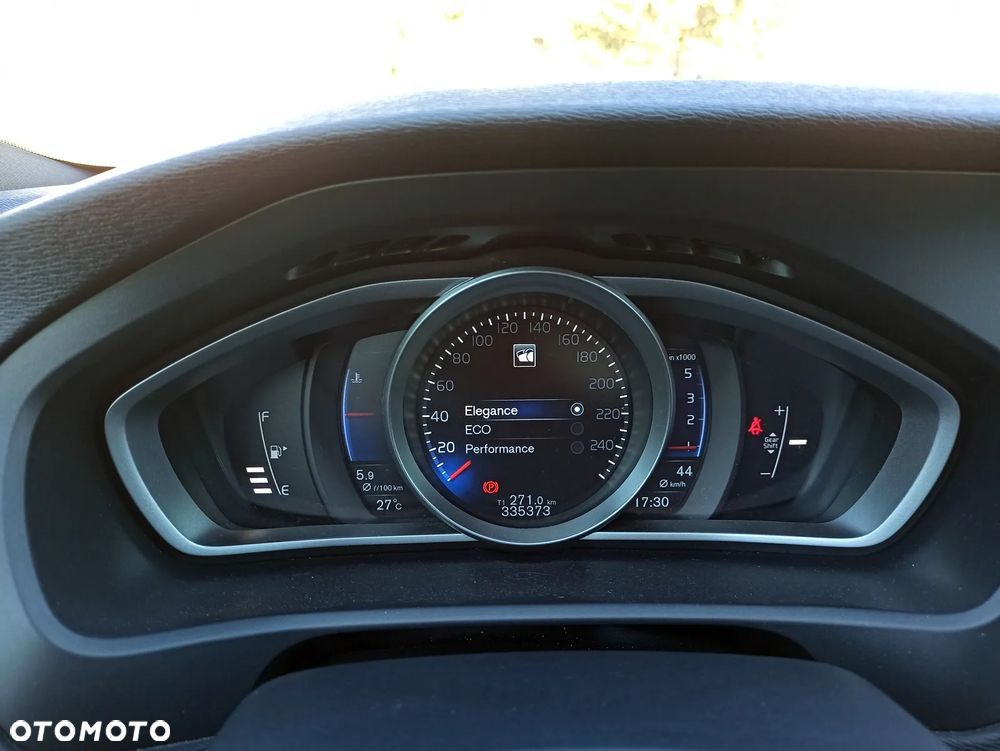 Volvo S60 D2 - 37