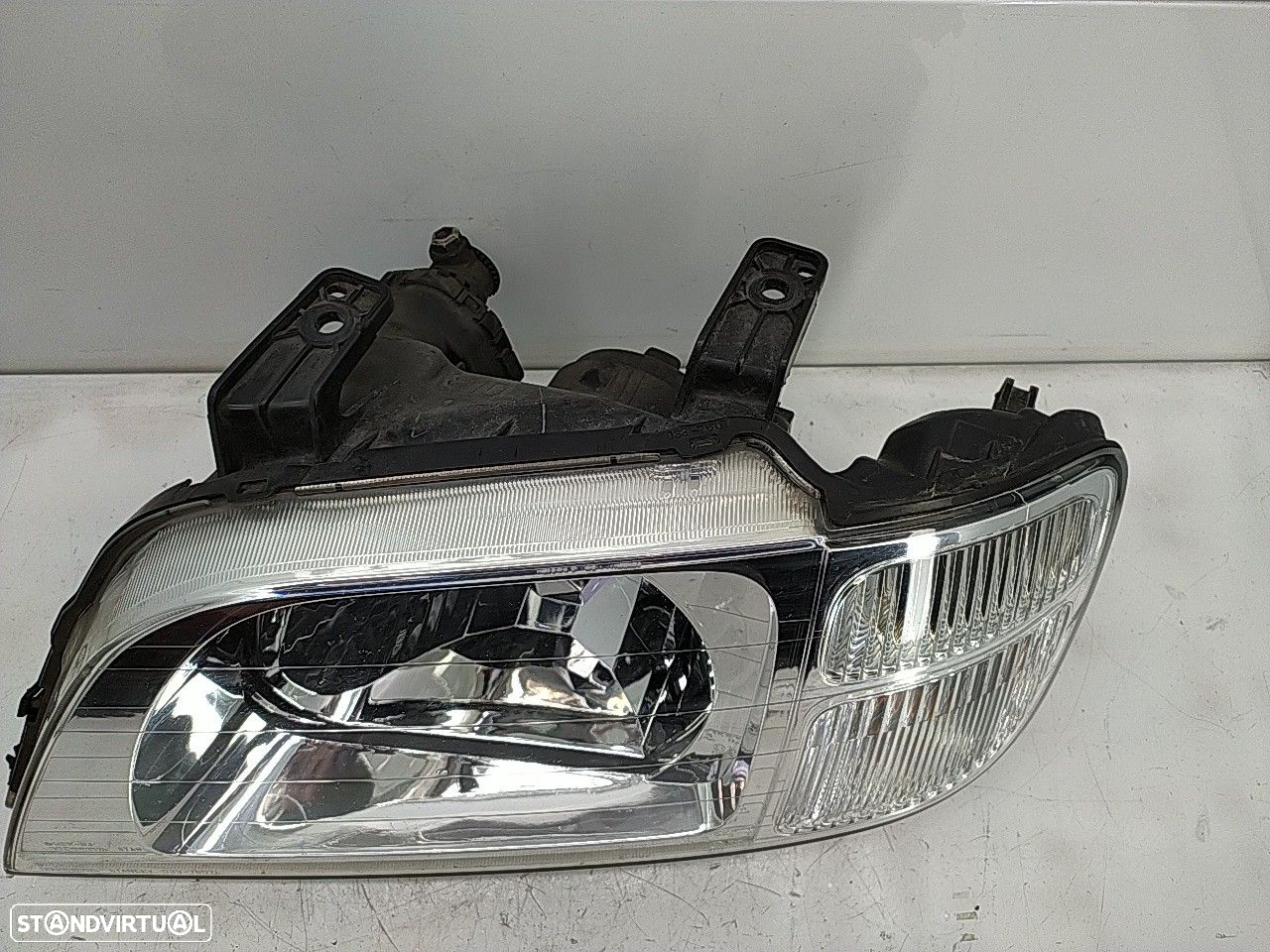 Farol Esquerdo Honda Cr-V I (Rd) - 2