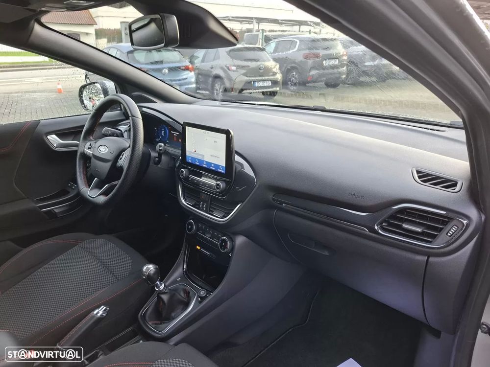 Ford Puma 1.0 EcoBoost Hybrid ST-LINE - 25