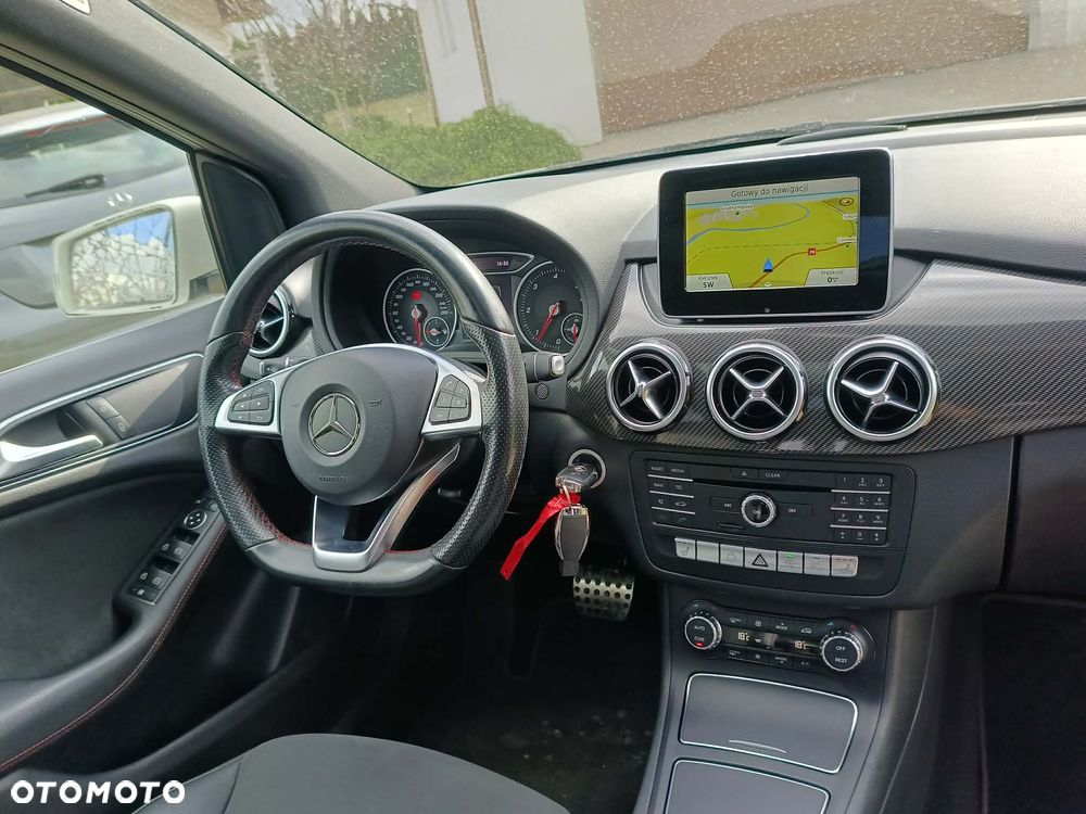 Mercedes-Benz Klasa B 200 (CDI) d 4Matic 7G-DCT AMG Line - 17