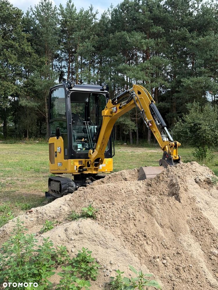 Caterpillar 301.8 2023r CAT z Holandii 302 - 8