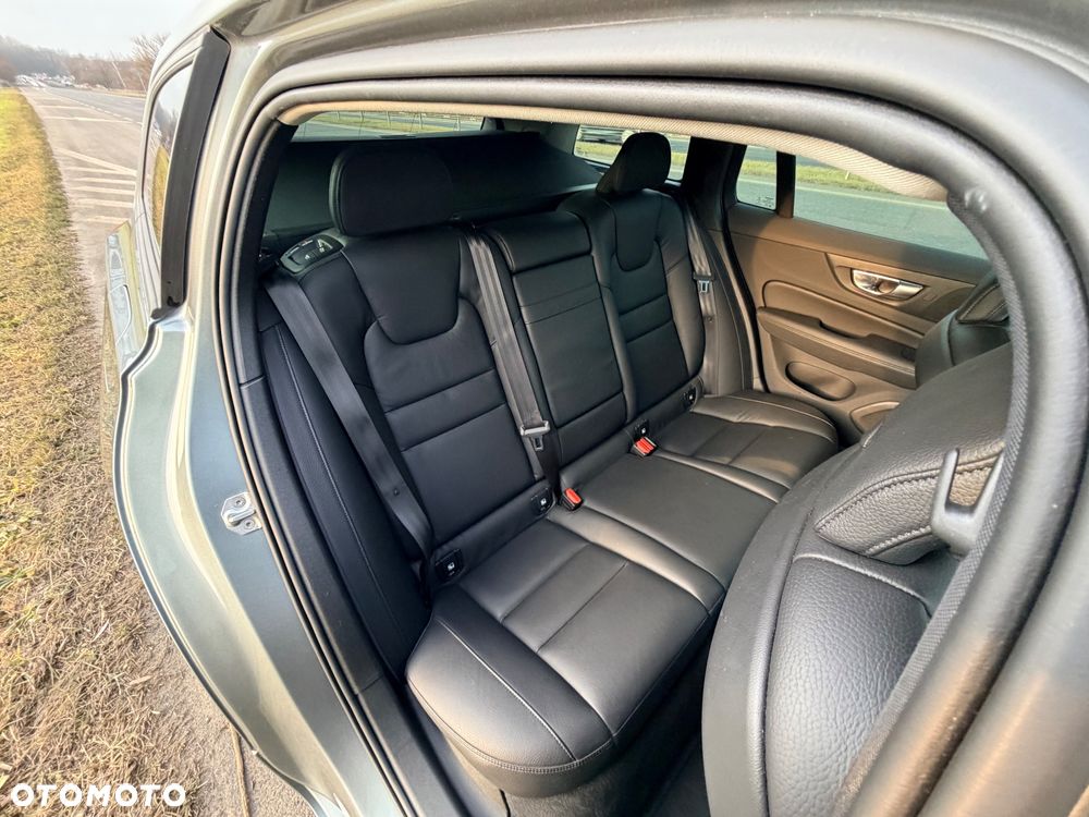 Volvo V60 - 16