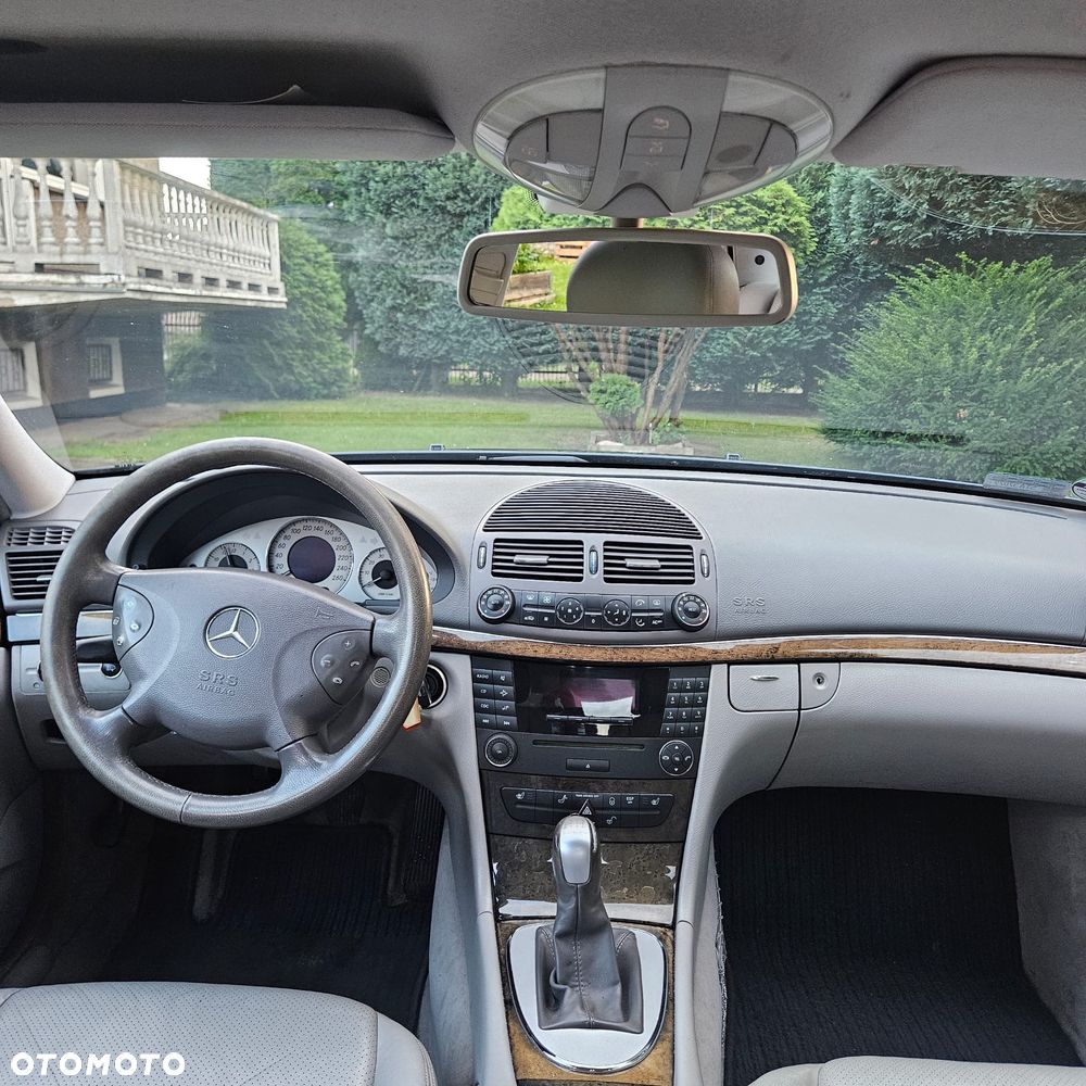 Mercedes-Benz Klasa E 200 Kompressor Avantgarde - 9