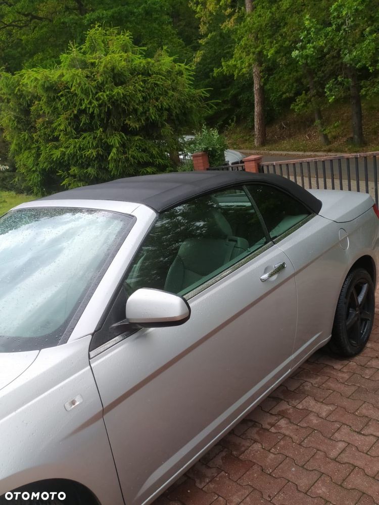 Chrysler Sebring - 4