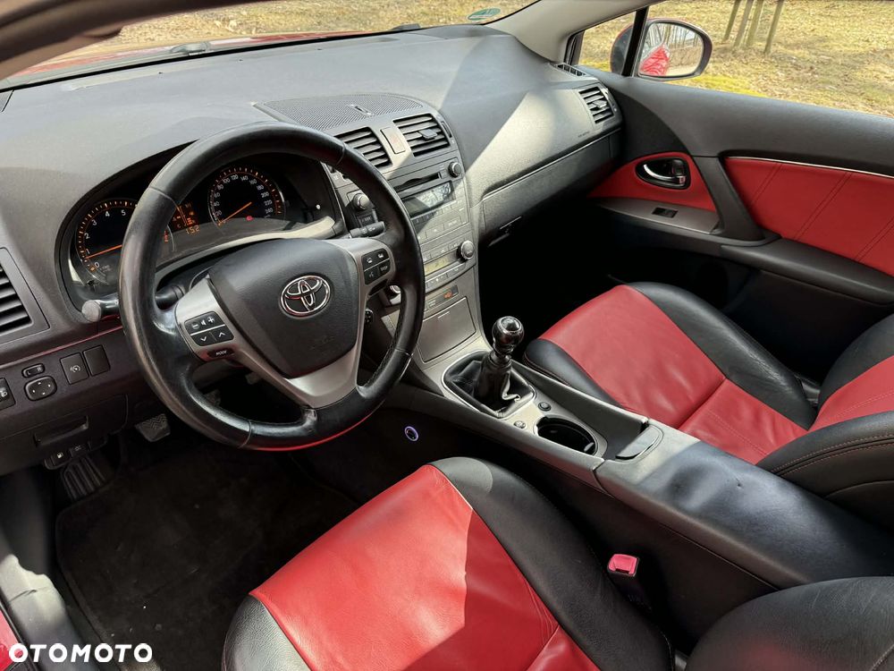 Toyota Avensis 1.8 Sol EU5 - 6