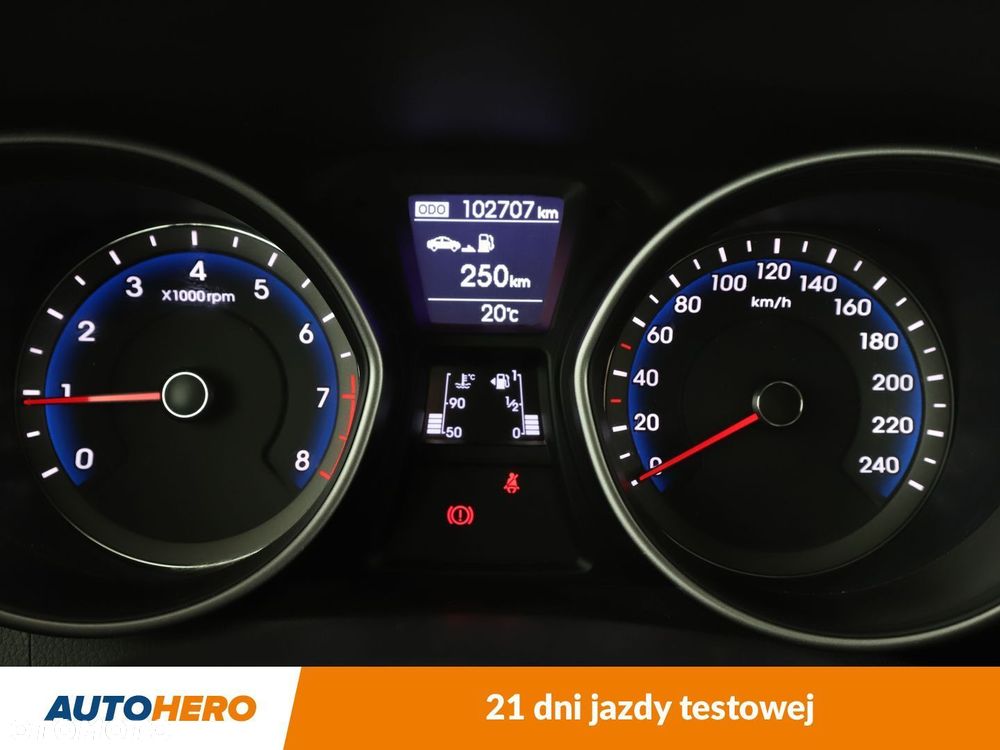 Hyundai i30 1.4 Classic + - 19