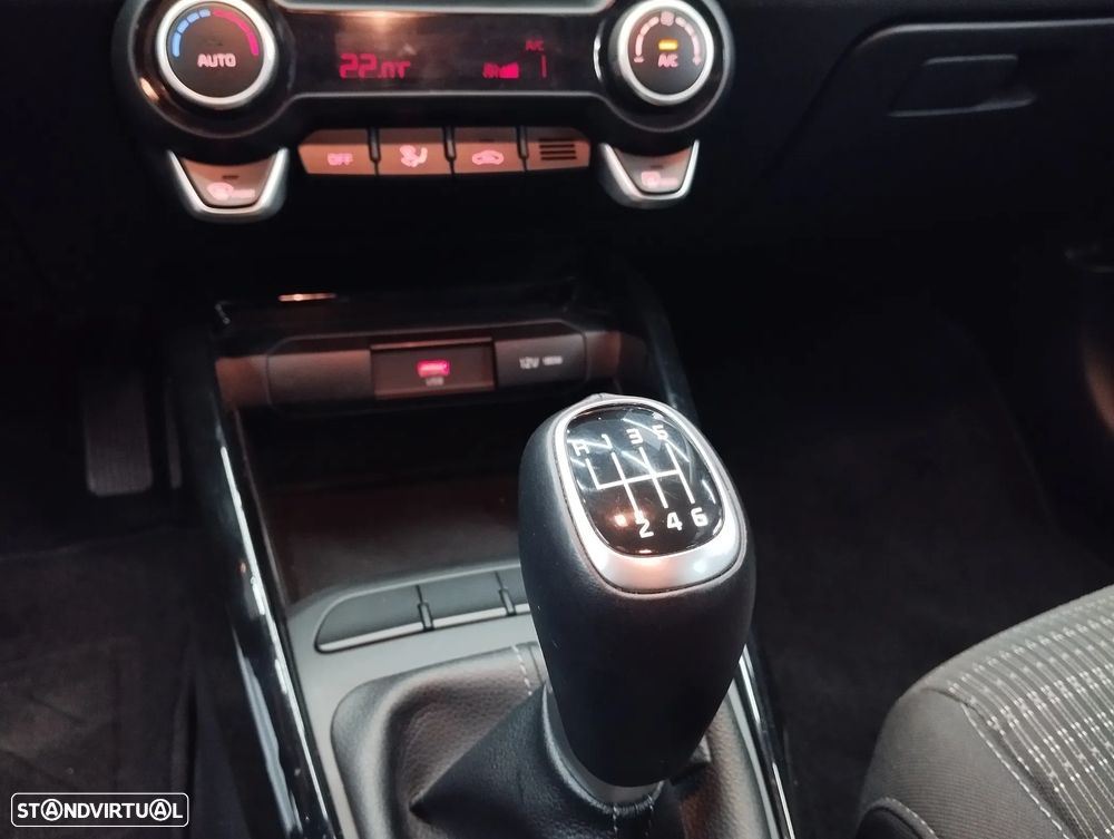 Kia Stonic 1.0 T-GDI Drive - 35