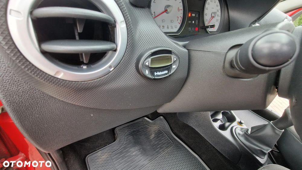 Dacia Sandero 1.2 16V 75 Laureate - 18