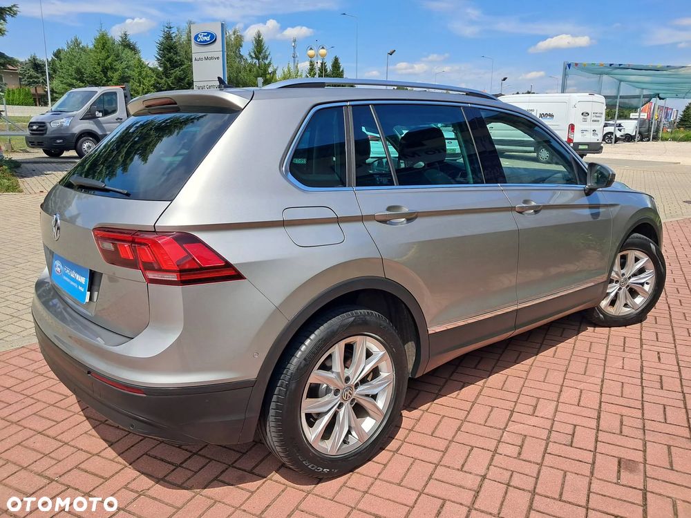 Volkswagen Tiguan 1.5 TSI EVO Comfortline - 16