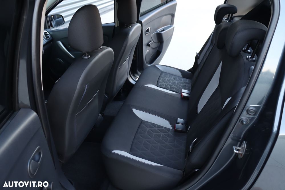 Dacia Sandero Stepway - 12