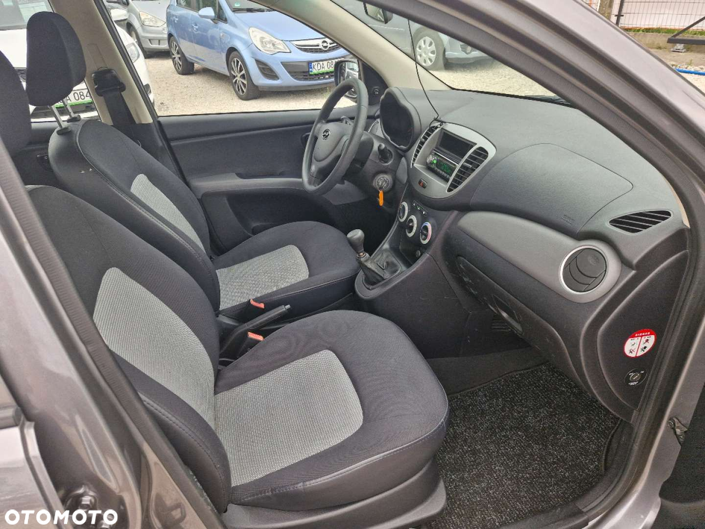Hyundai i10 - 21