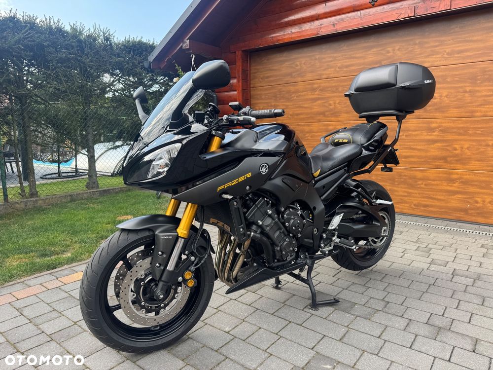 Yamaha FZ8 - 1