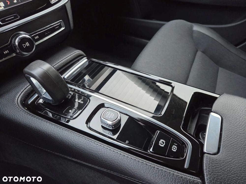 Volvo V90 T6 AWD Plug-In Hybrid Inscription Expression - 13