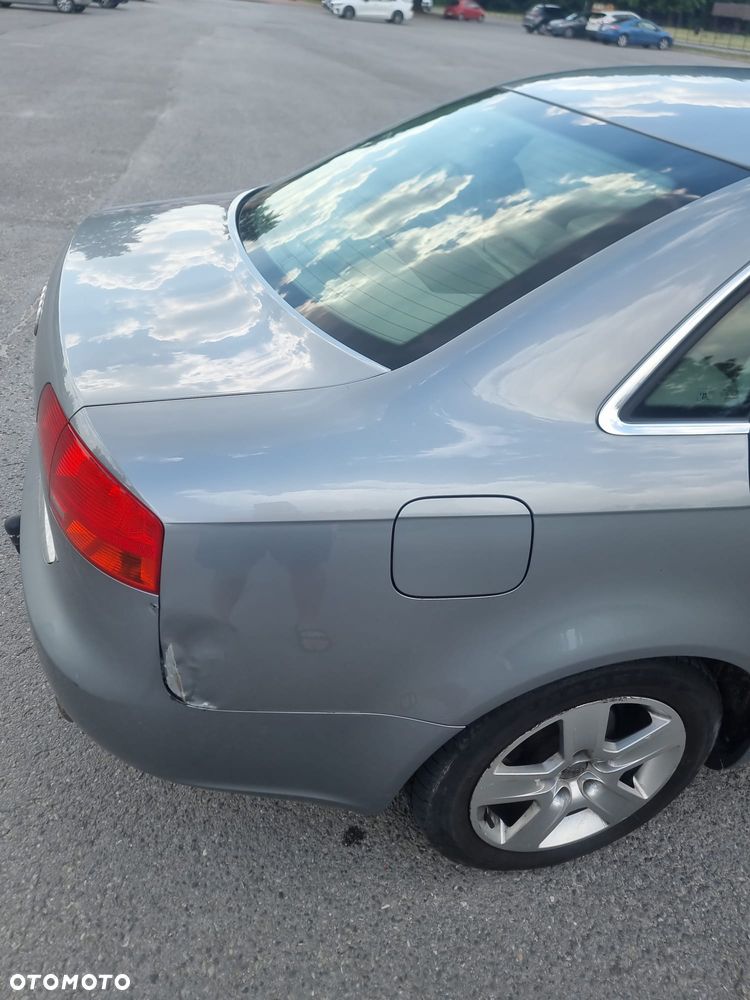 Audi A4 Limousine - 6