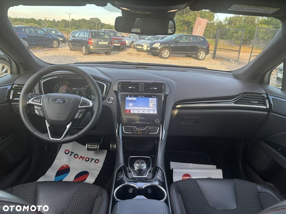 Ford Mondeo - 23