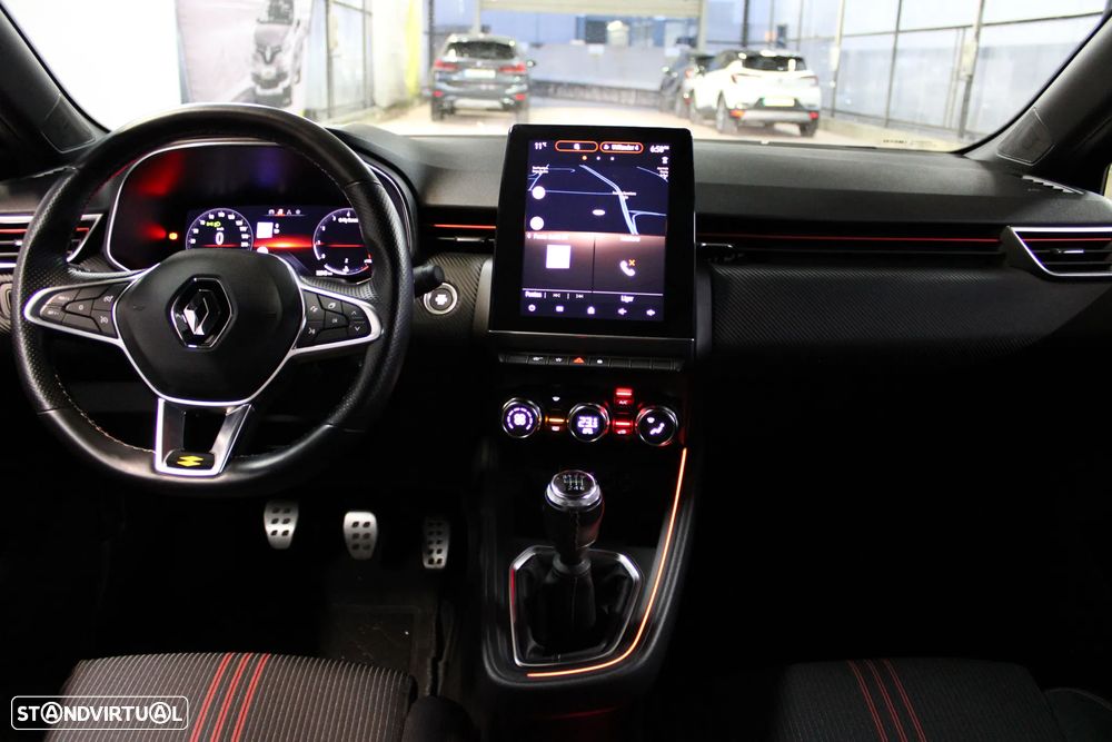 Renault Clio - 8