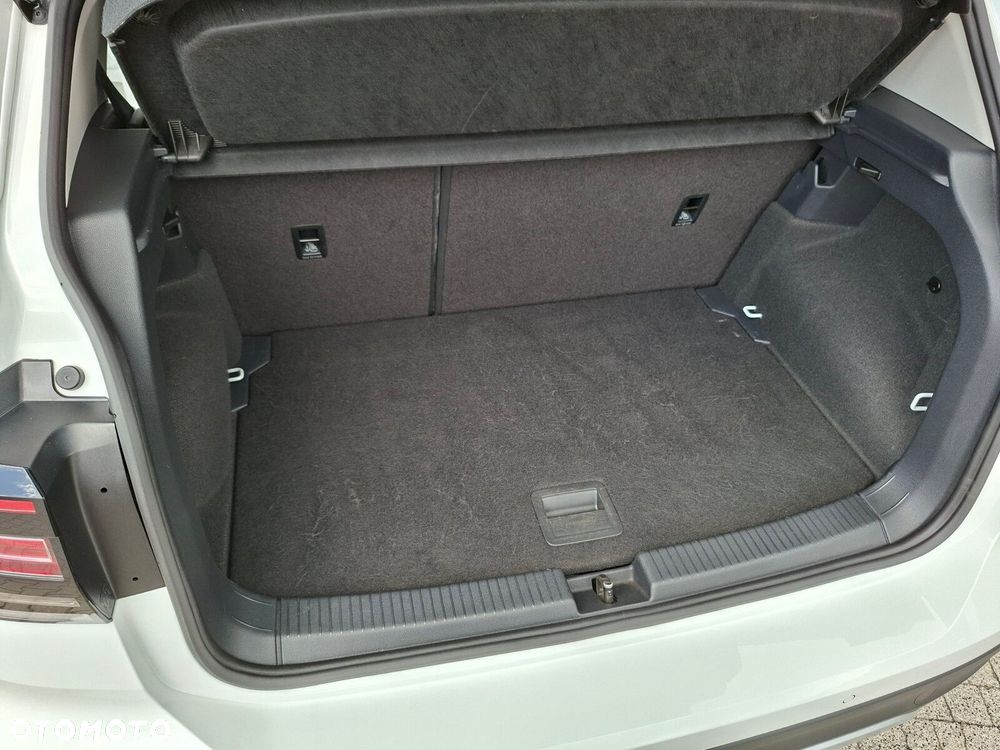 Volkswagen T-Cross - 14