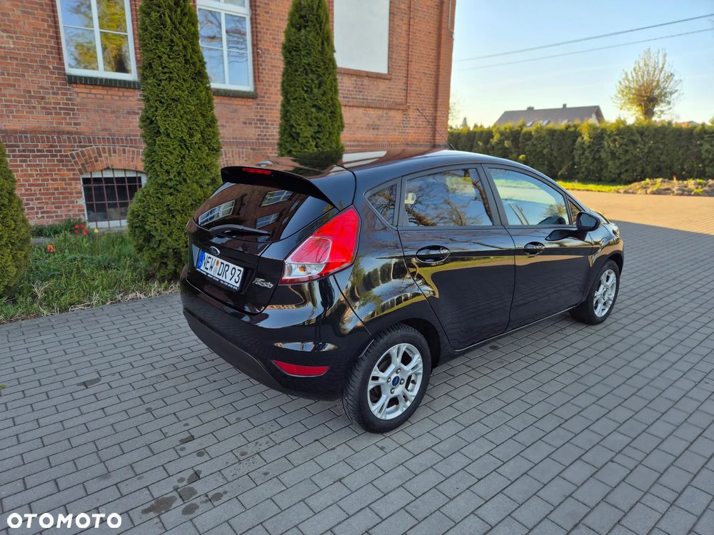 Ford Fiesta 1.25 Ambiente EU5 - 27
