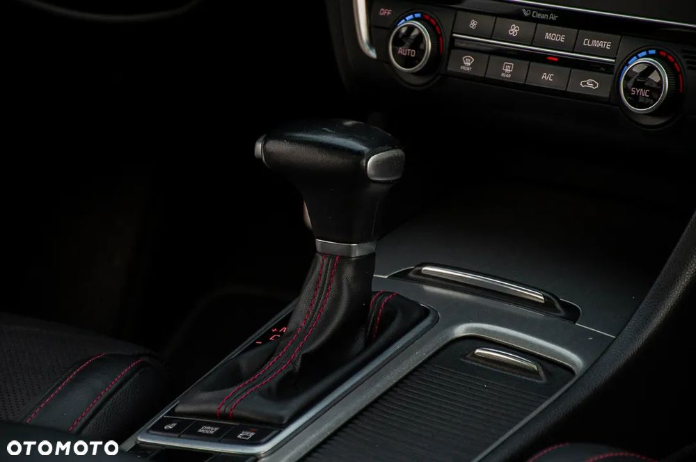 Kia Optima - 16