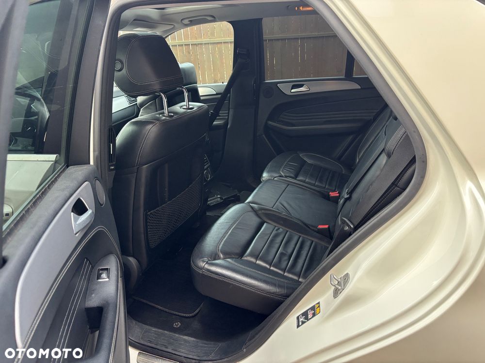 Mercedes-Benz ML 350 BlueTEC 4MATIC 7G-TRONIC Edition 1 - 8