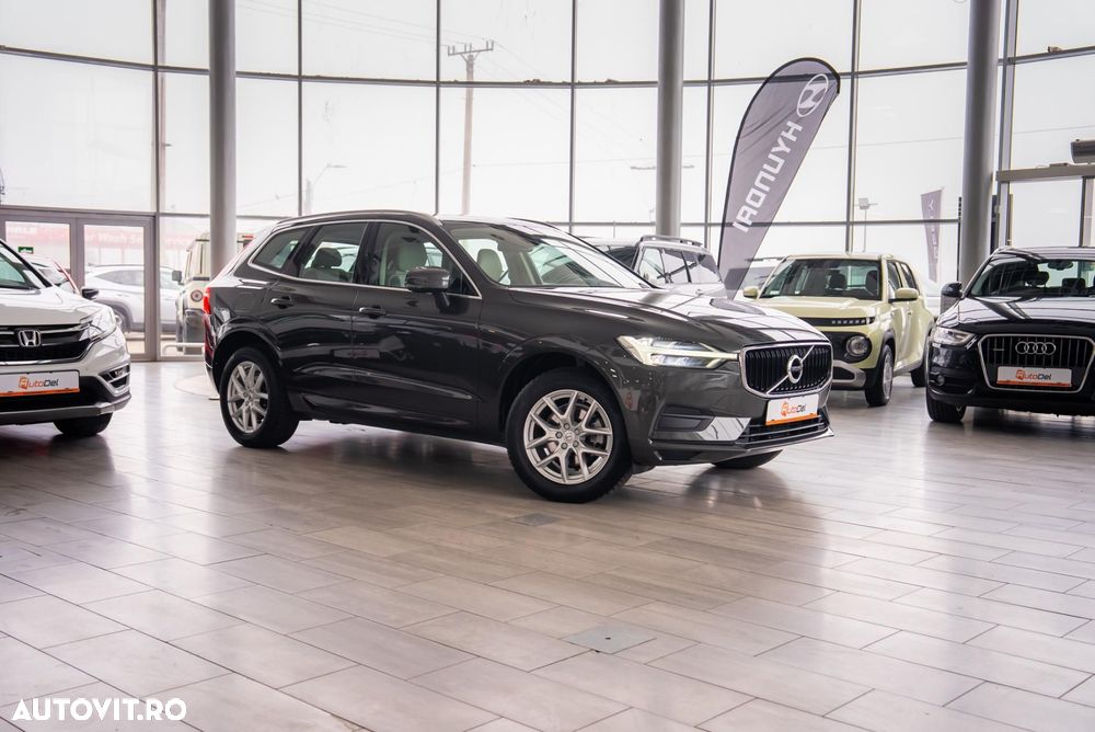 Volvo XC 60 D4 AWD Geartronic Momentum - 22