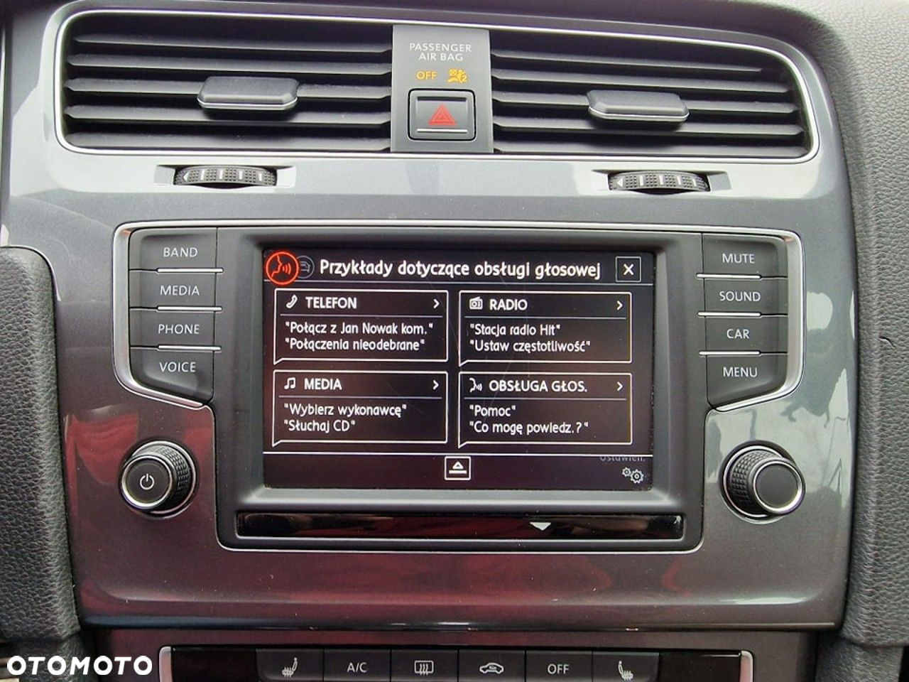 Volkswagen Golf - 25