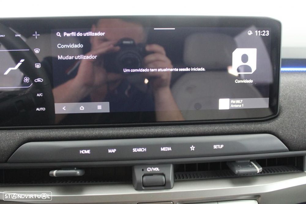 Kia EV3 81.4 kWh GT-Line - 34