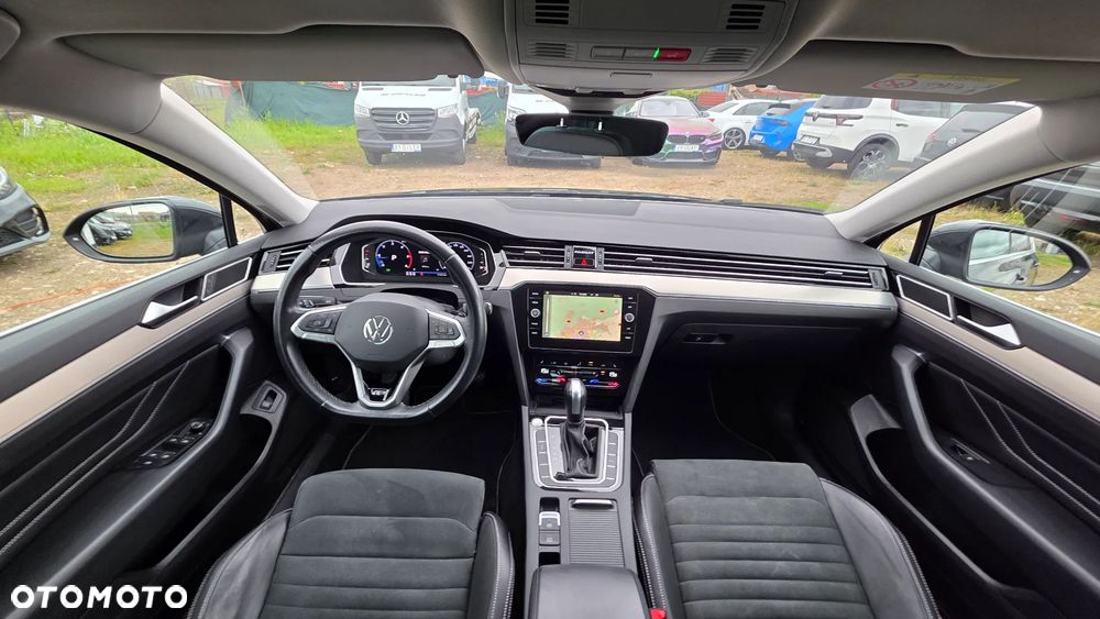 Volkswagen Passat 2.0 TDI Business DSG - 9