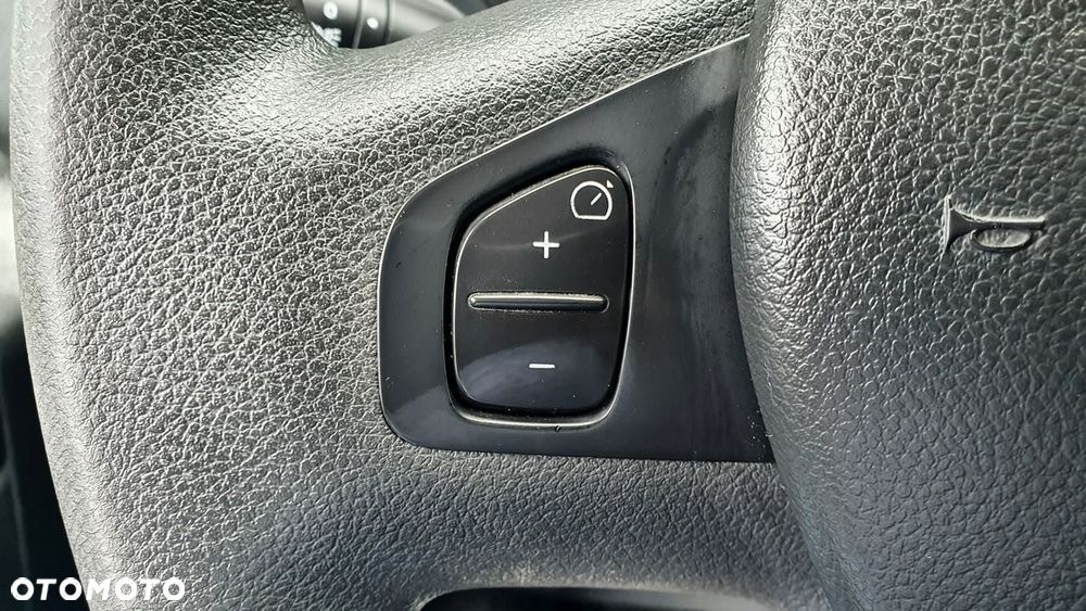 Opel Vivaro - 23