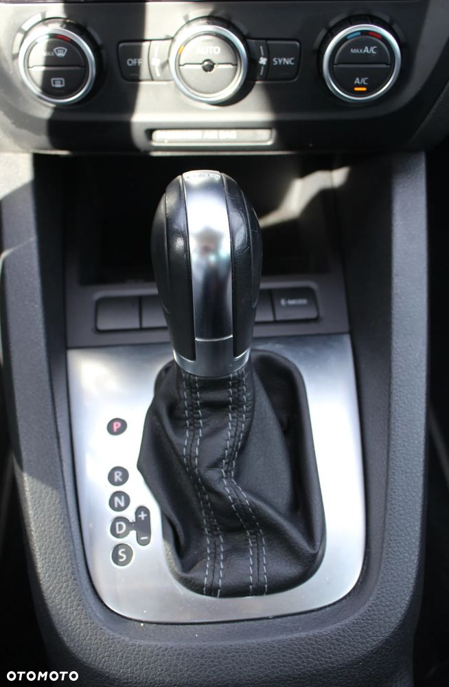 Volkswagen Jetta Hybrid - 24
