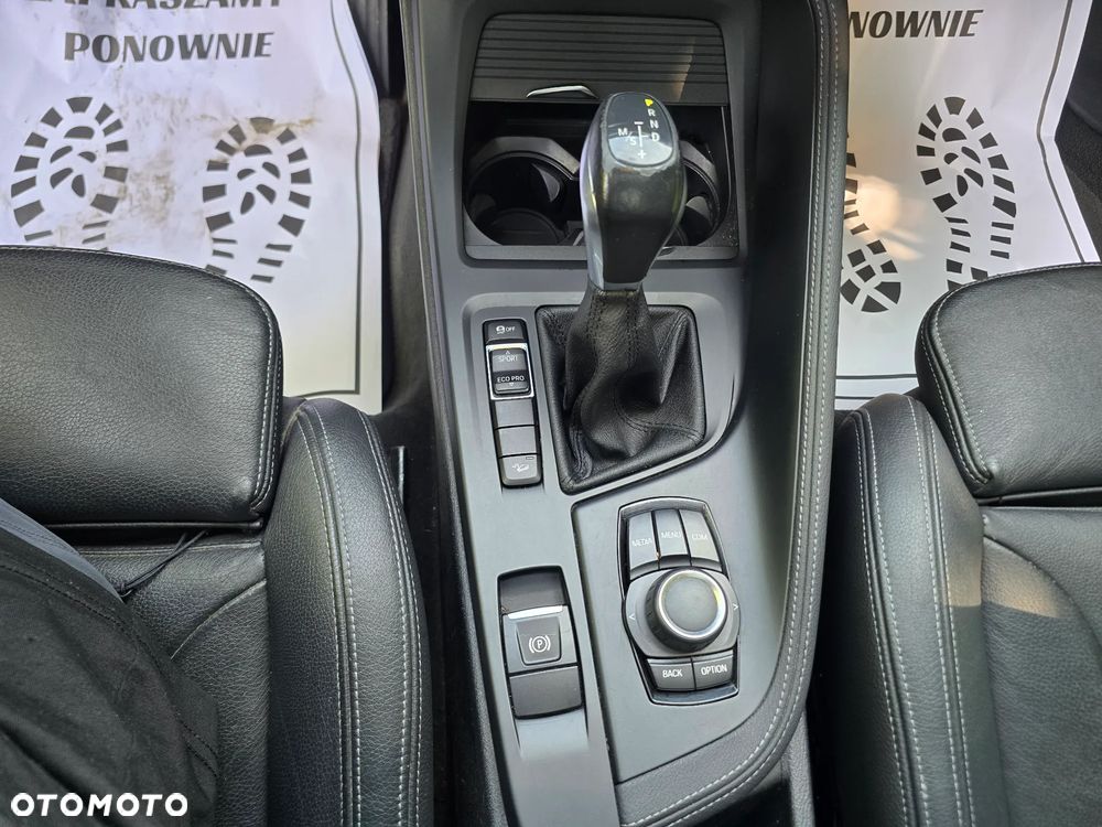 BMW X1 xDrive25i GPF Sport Line - 23