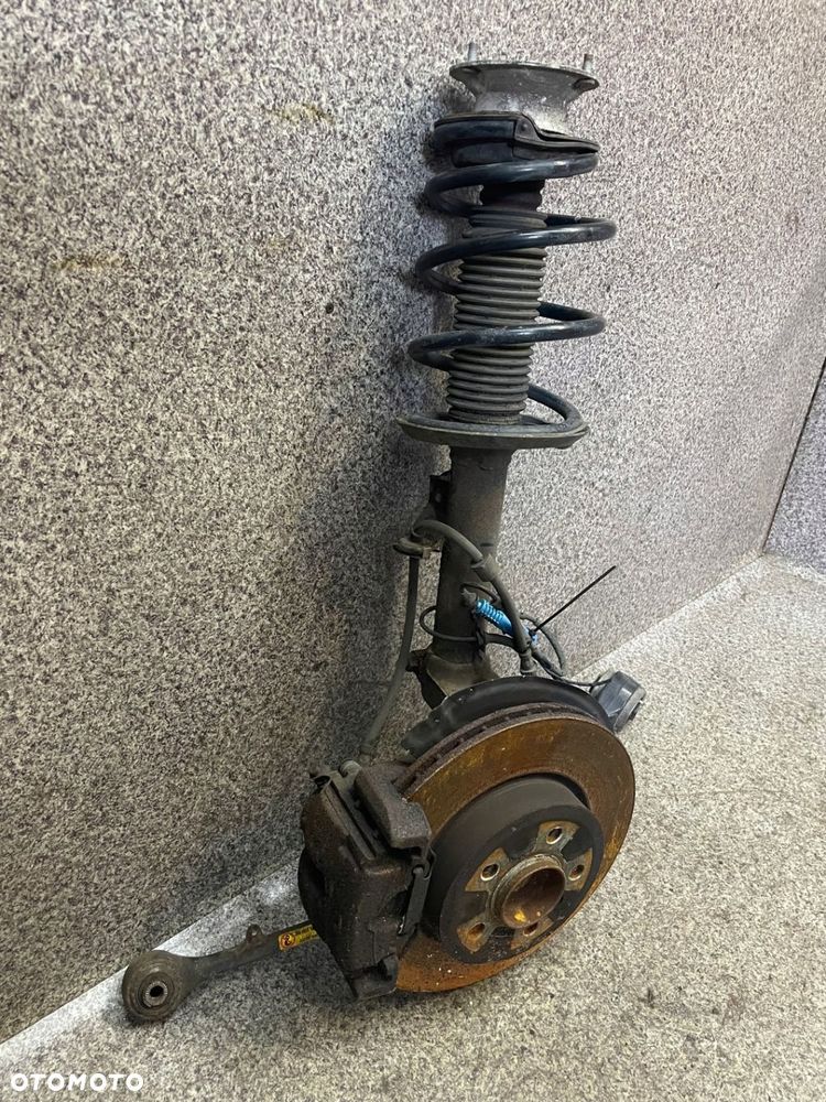 Kopyto zawieszenie mcperson wahacze prawy przod przedni BMW X3 E83 2.0D N47 - 3