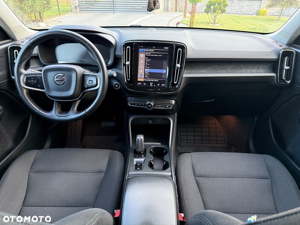 Volvo XC 40 T3 Momentum - 14