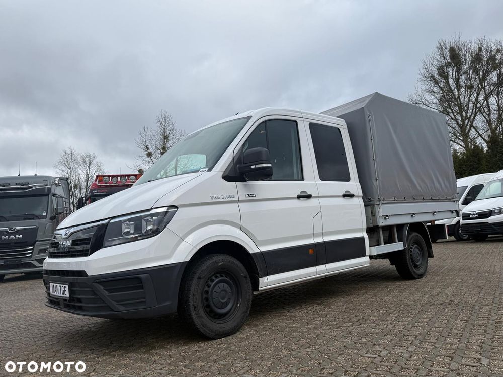MAN 4X4 / TGE 3.180 DOKA 7-osobowa - 4