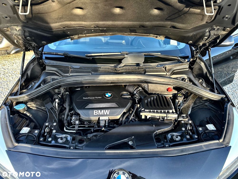 BMW Seria 2 218d - 37