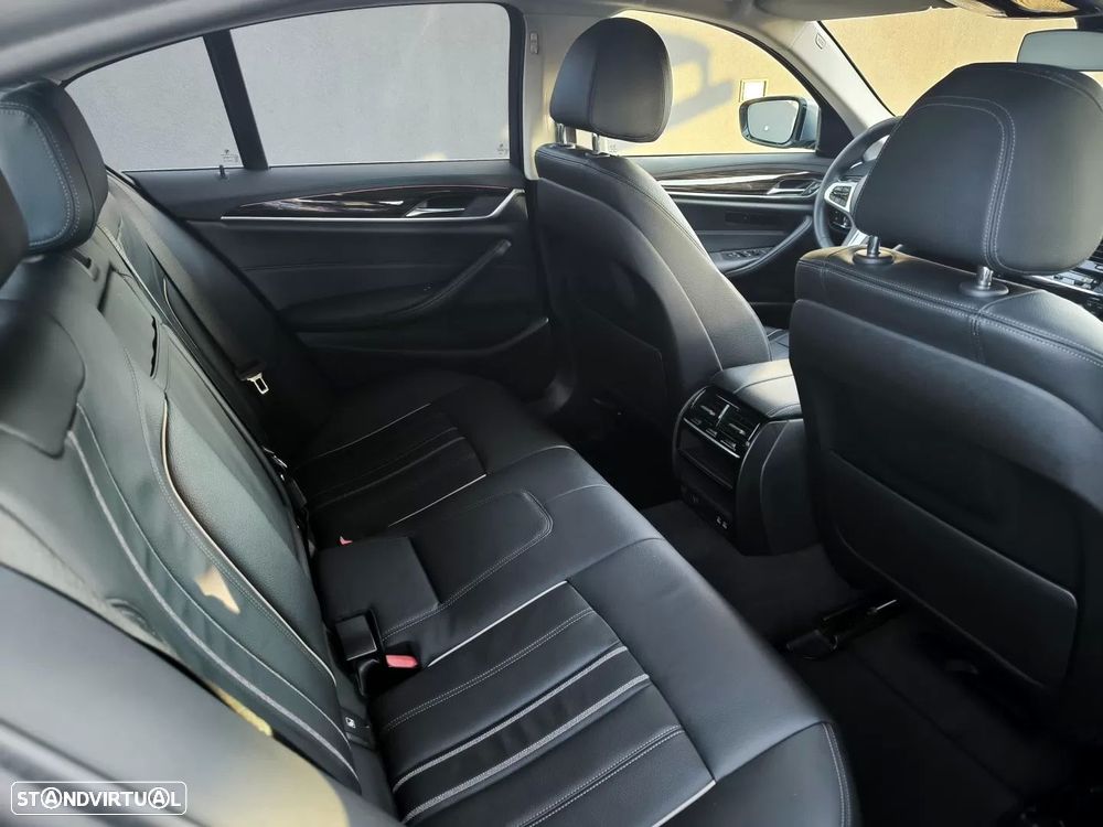 BMW 520 d Line Luxury Auto - 28