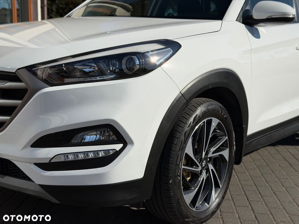 Hyundai Tucson 1.6 GDI BlueDrive Comfort 2WD - 25