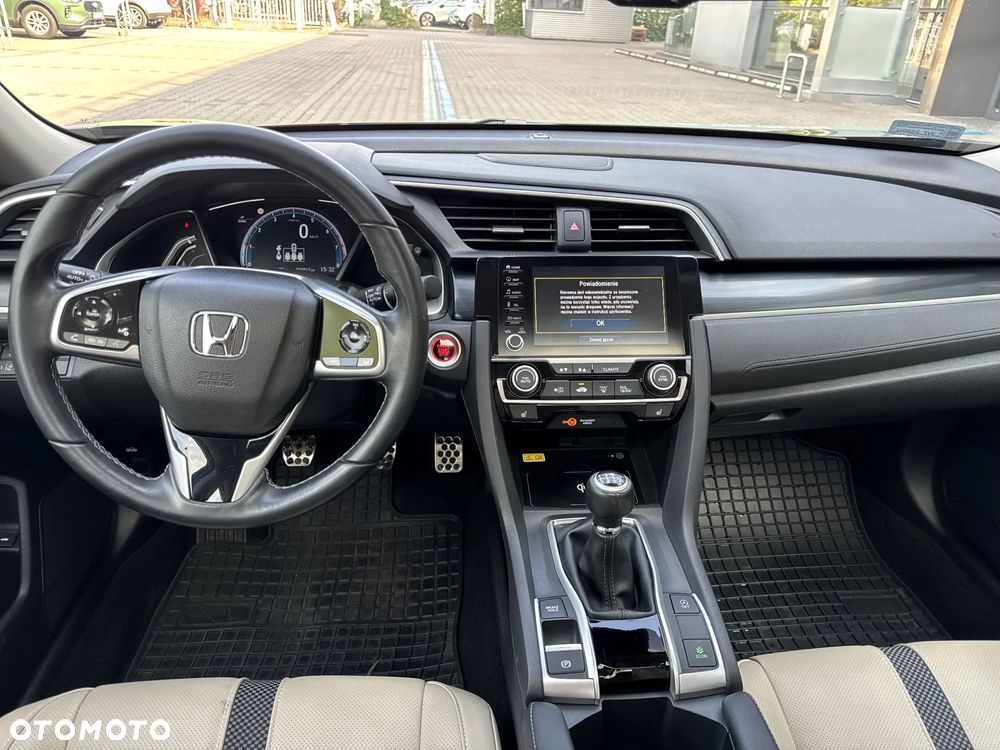 Honda Civic 1.5 T Executive - 7