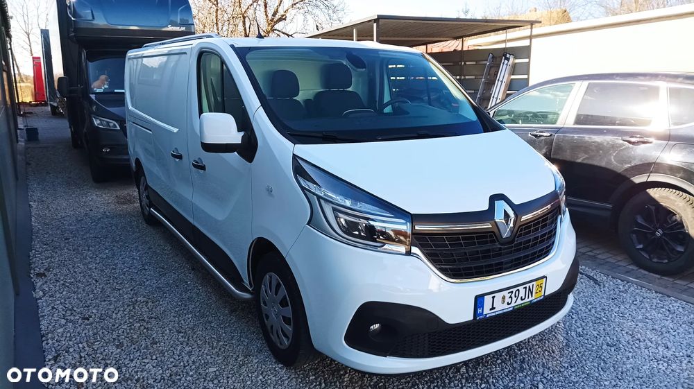 Renault Trafic - 8