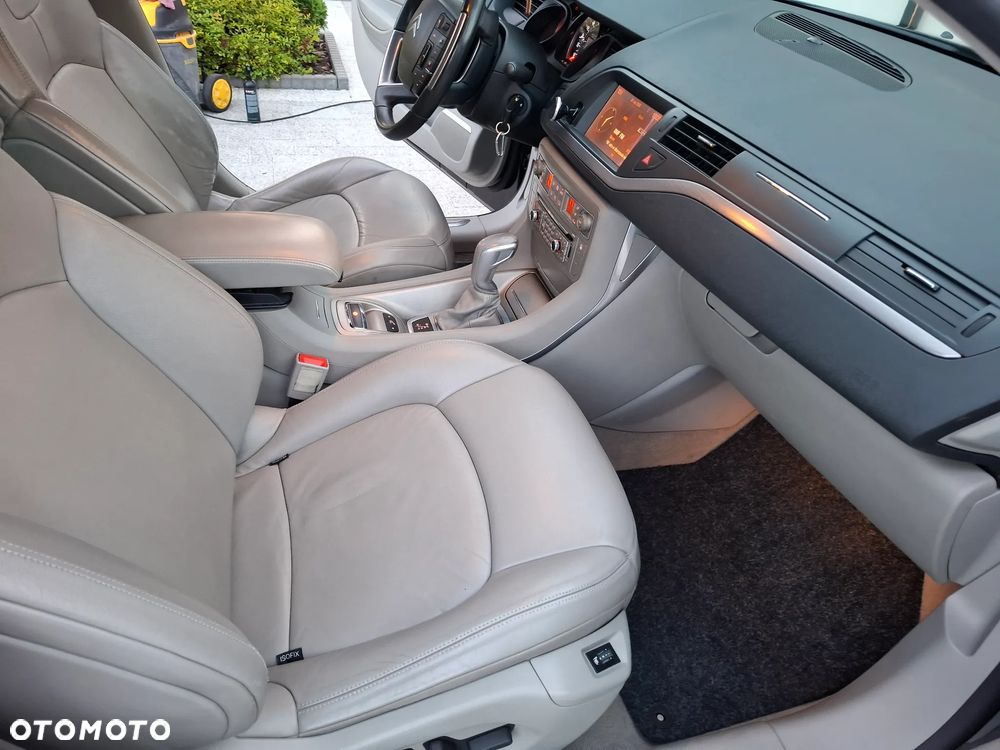 Citroën C5 2.0 16V Exclusive - 10