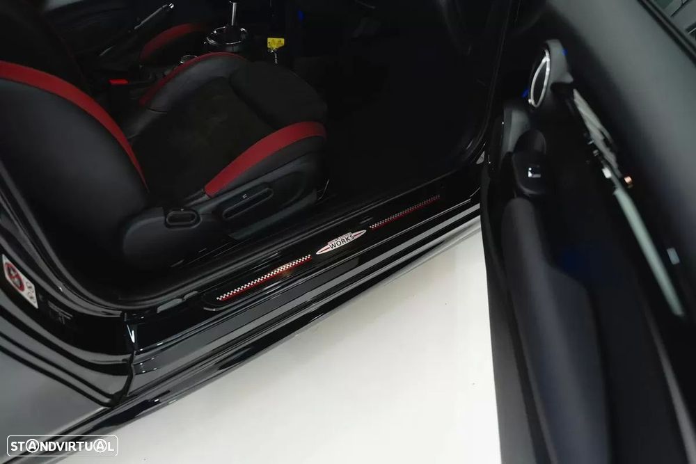 MINI 3 Portas John Cooper Works Auto Desportiva - 47