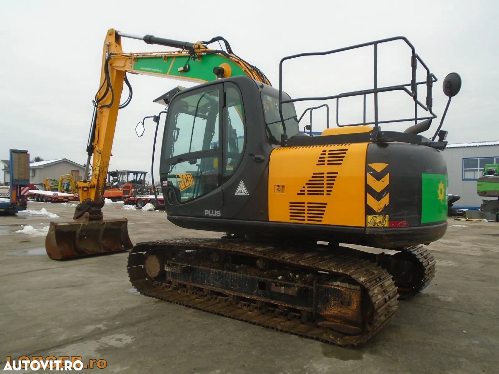 JCB JS 131 LC+ - 2