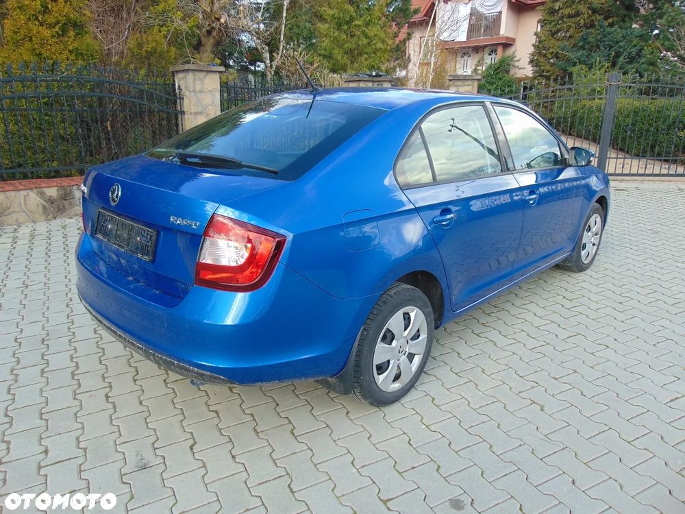Skoda RAPID - 11